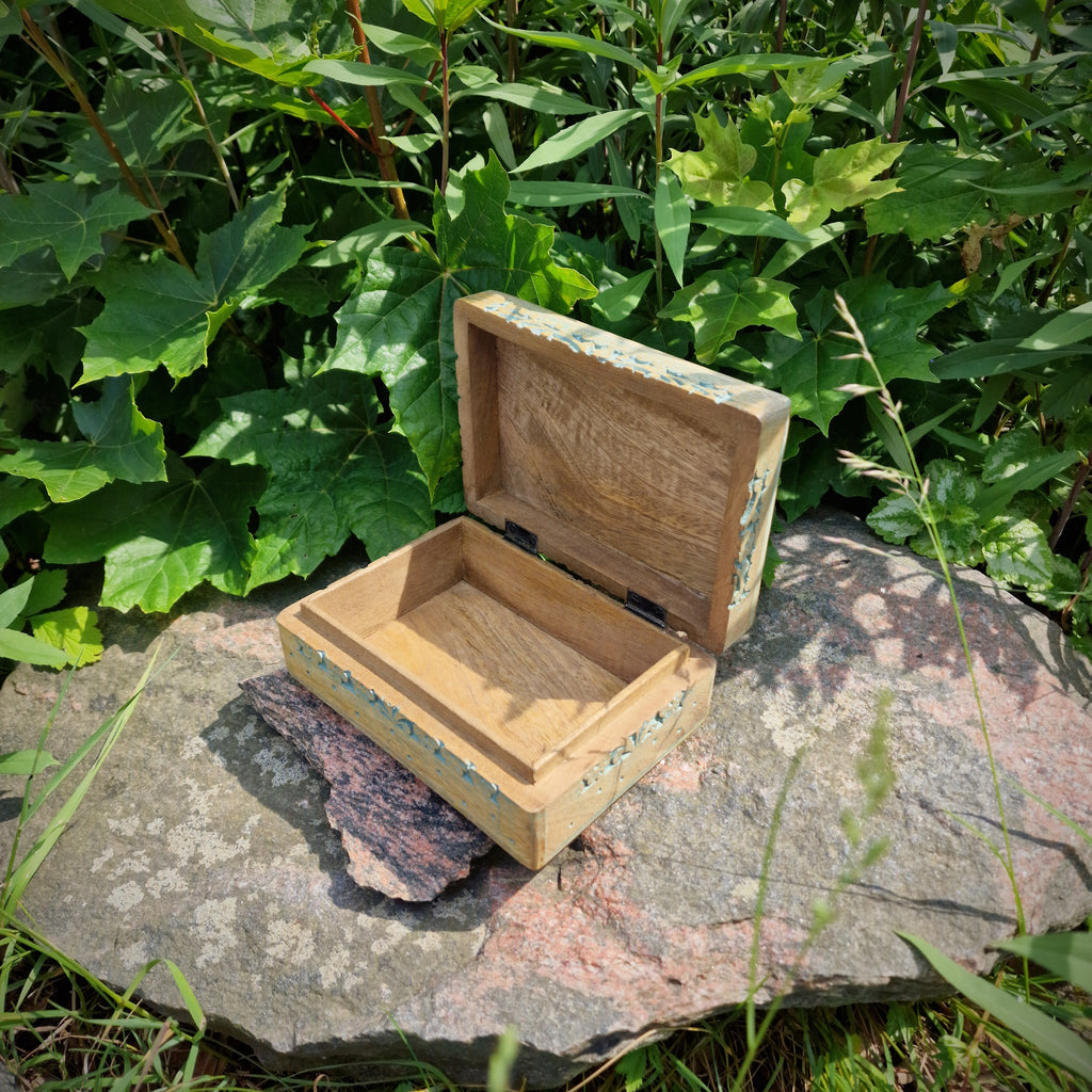 Holztruhe Holzkiste Schatulle Motiv Lebensbaum Holzbox Box Schmuckkästchen aus Mangoholz grün