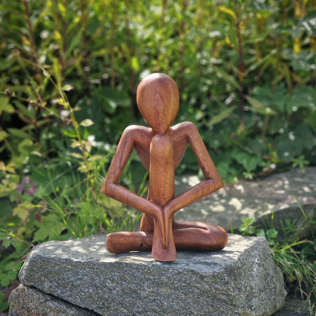 Holzskulptur Holzfigur meditierend Höhe ca. 30 cm Yoga Figur Dekofigur