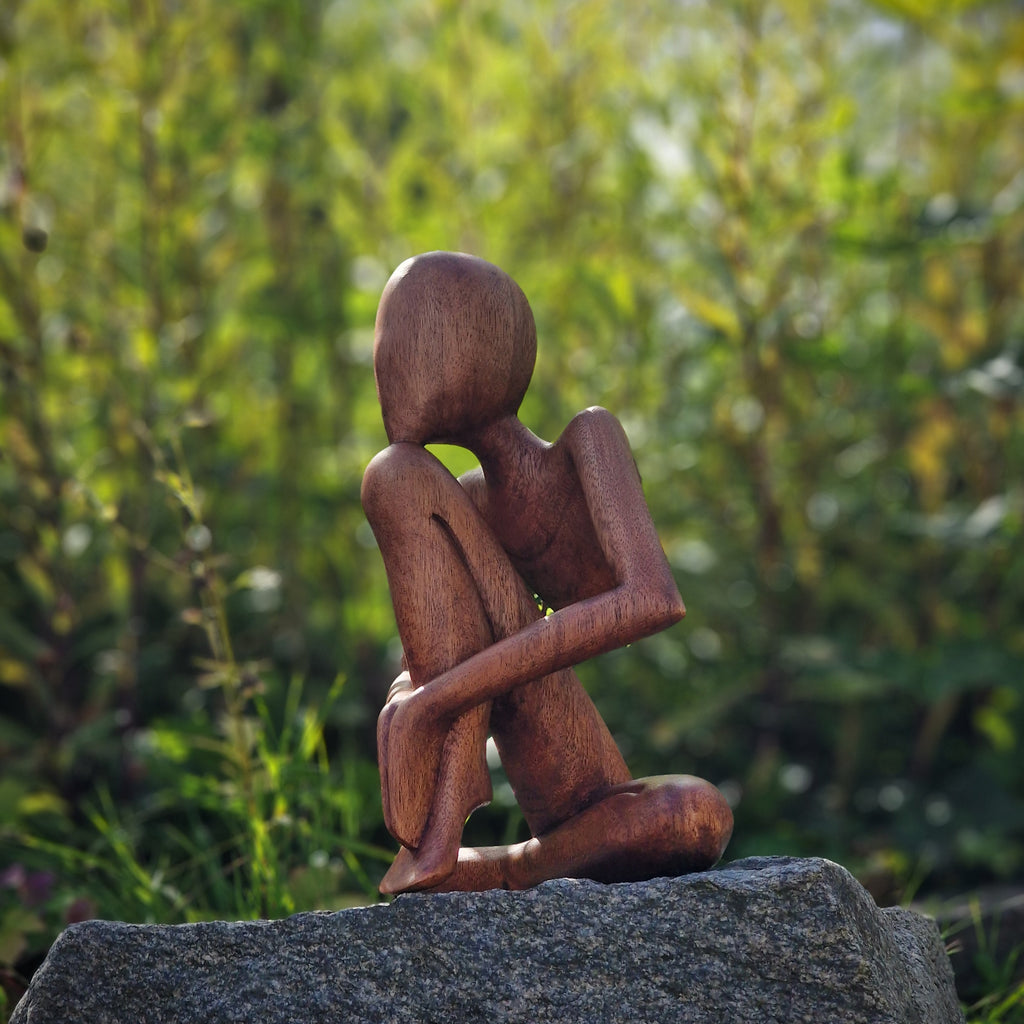 Holzskulptur Holzfigur meditierend Höhe ca. 30 cm Yoga Figur Dekofigur